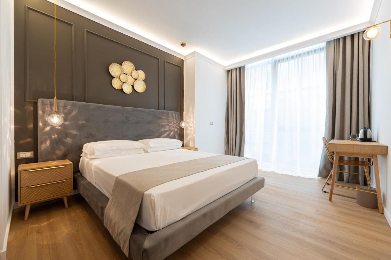 Toledo Relais Suites - By Pera Rooms Collection Наполи Екстериор снимка