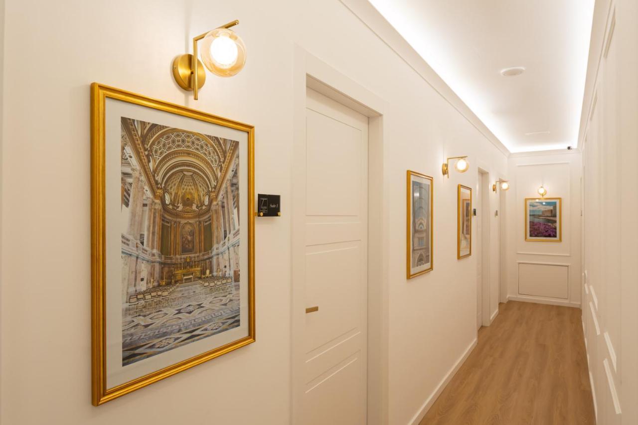 Toledo Relais Suites - By Pera Rooms Collection Наполи Екстериор снимка
